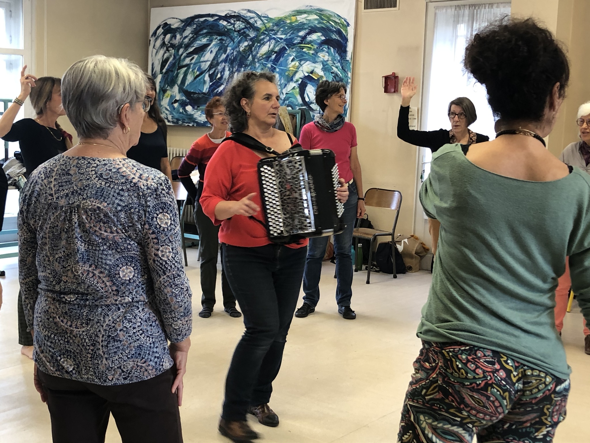 Chants à danser traditionnels avec Catherine Faure - La Cité de la Voix